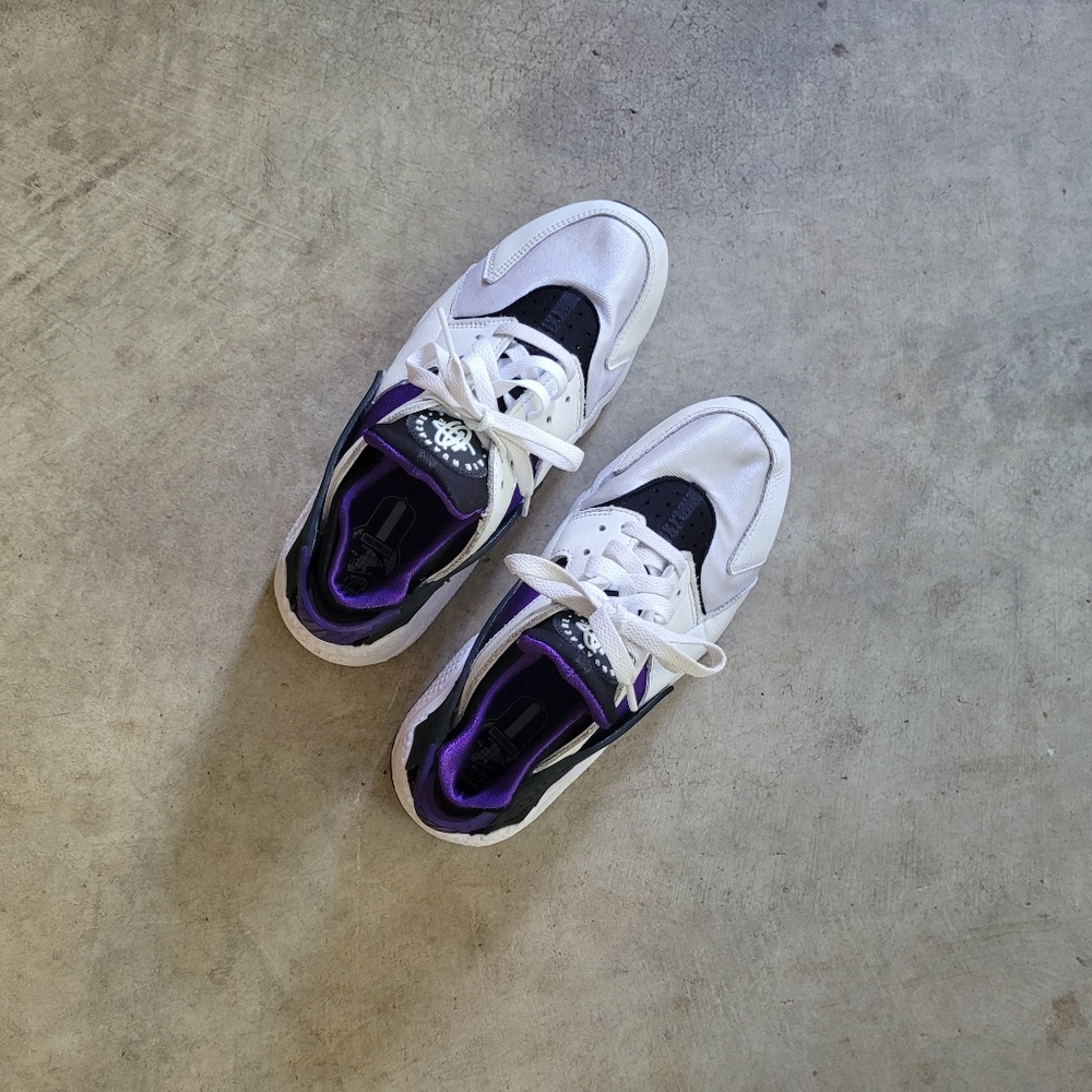 Nike Women's Purple Air Huarache - Picture 2 of 10